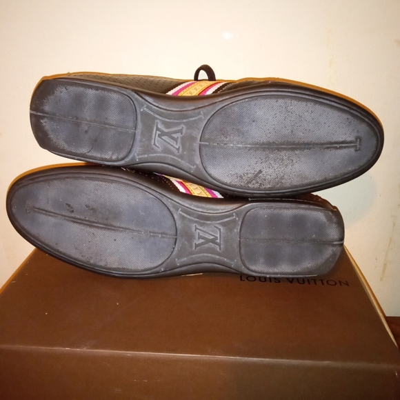 LOUIS VUITTON SNEAKERS - Picture 5 of 14